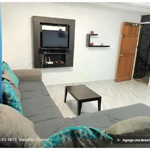  Apartamento Departamento Centrico A 2 Cuadras De La Playa, Close To The